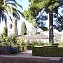 Generalife: Jannat al-Arif signifiant en arabe le jardin de l'architecte, l'architecte étant Allah-Dieu, donc le paradis